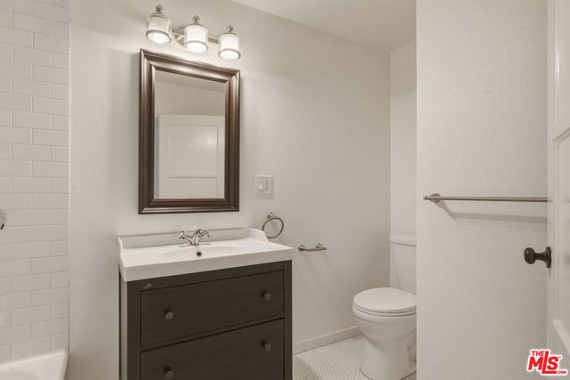 1492 Silver Lake Boulevard 3, Los Angeles, CA 90026