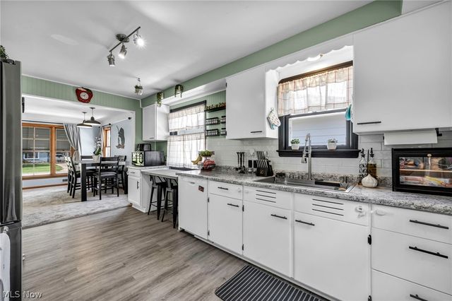 7241 Greenleaf Avenue, Parma, OH 44130
