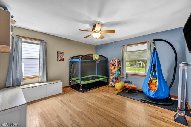 7241 Greenleaf Avenue, Parma, OH 44130