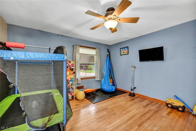 7241 Greenleaf Avenue, Parma, OH 44130