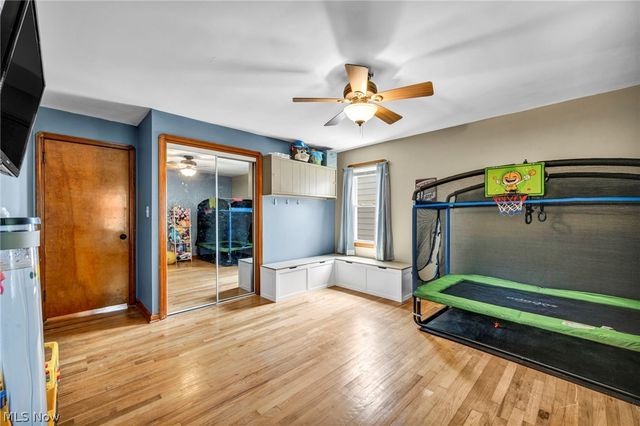 7241 Greenleaf Avenue, Parma, OH 44130