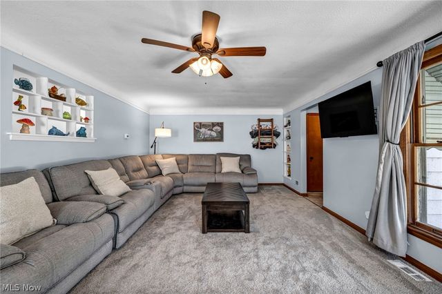 7241 Greenleaf Avenue, Parma, OH 44130