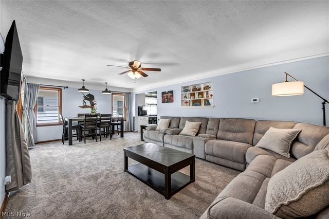 7241 Greenleaf Avenue, Parma, OH 44130