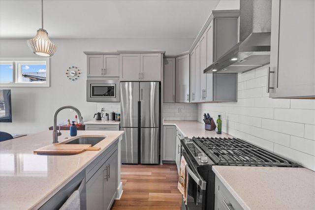697 Burnside Place, Chattanooga, TN 37408