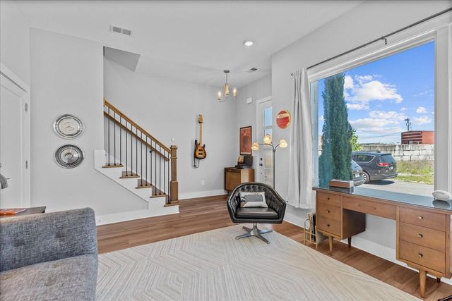 697 Burnside Place, Chattanooga, TN 37408