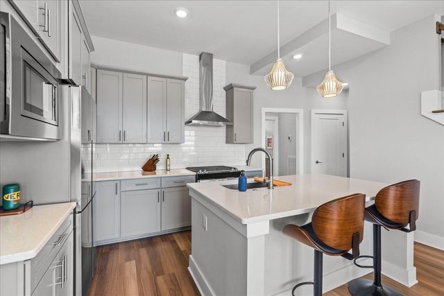 697 Burnside Place, Chattanooga, TN 37408