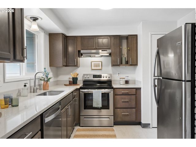 2509 N KILPATRICK St, Portland, OR 97217