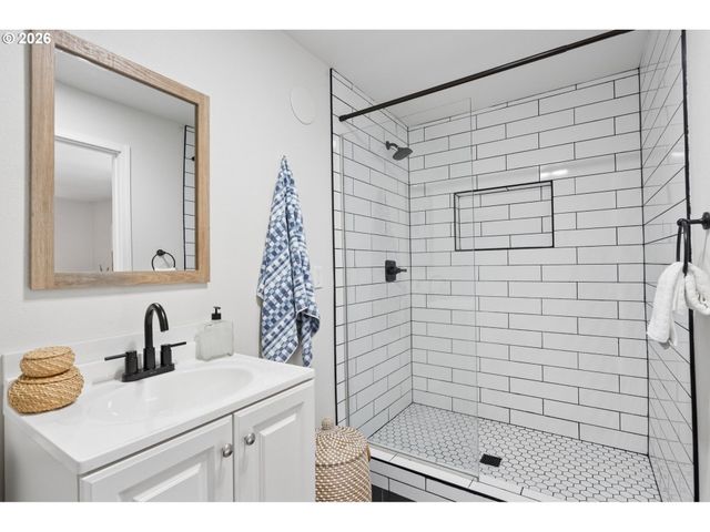 2509 N KILPATRICK St, Portland, OR 97217
