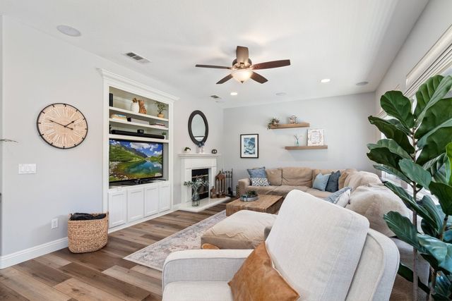 27673 Dogwood, Murrieta, CA 92562