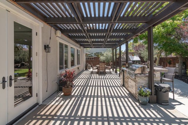 27673 Dogwood, Murrieta, CA 92562