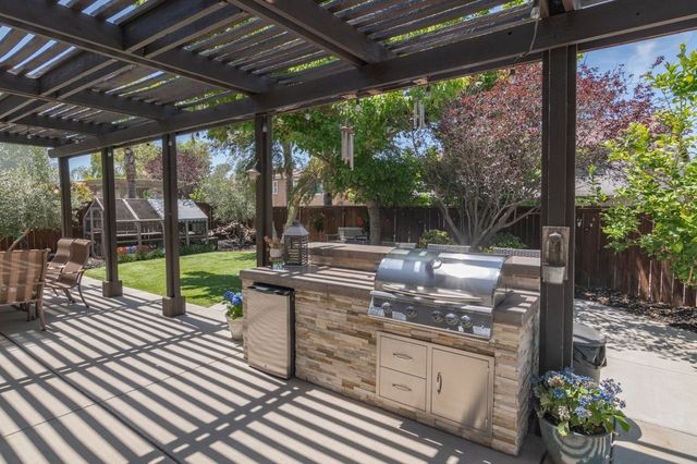 27673 Dogwood, Murrieta, CA 92562