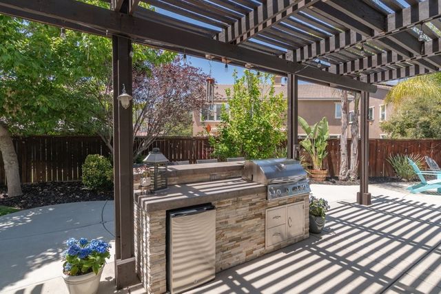 27673 Dogwood, Murrieta, CA 92562
