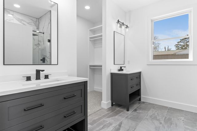 1001 Bluebird Lane, Mountain Home, AR 72653