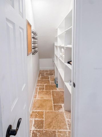 515 W PALM VALLEY DRIVE, Oviedo, FL 32765