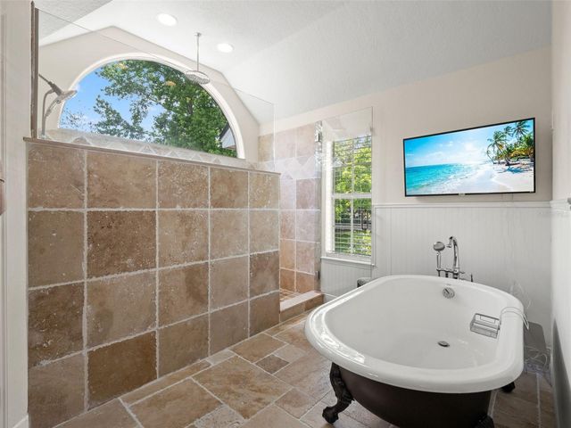 515 W PALM VALLEY DRIVE, Oviedo, FL 32765
