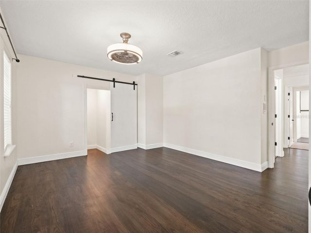 515 W PALM VALLEY DRIVE, Oviedo, FL 32765