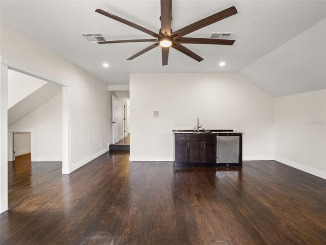 515 W PALM VALLEY DRIVE, Oviedo, FL 32765