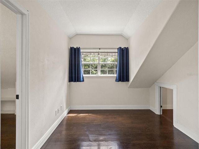 515 W PALM VALLEY DRIVE, Oviedo, FL 32765
