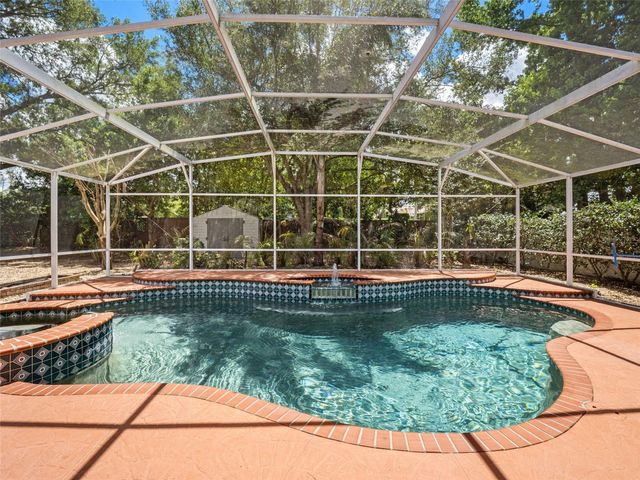 515 W PALM VALLEY DRIVE, Oviedo, FL 32765