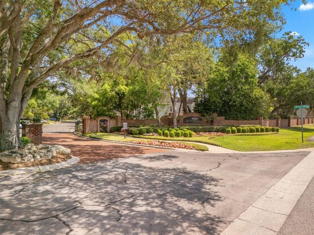 515 W PALM VALLEY DRIVE, Oviedo, FL 32765