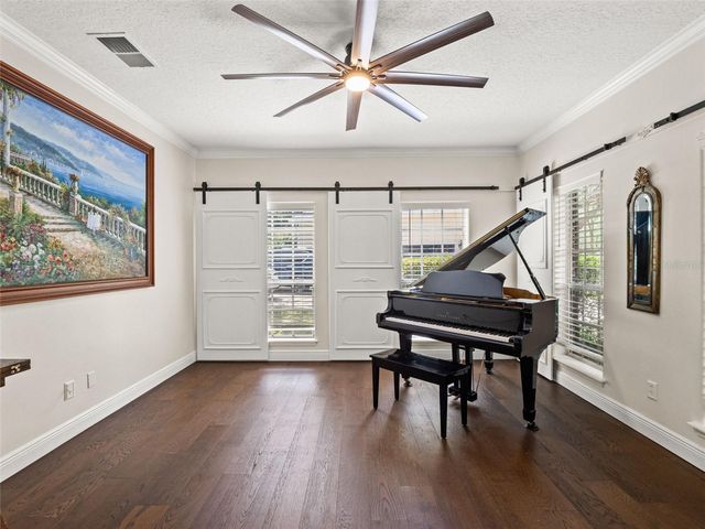 515 W PALM VALLEY DRIVE, Oviedo, FL 32765