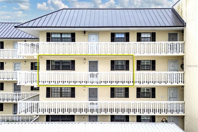 101 N GRANDVIEW STREET 203, Mount Dora, FL 32757