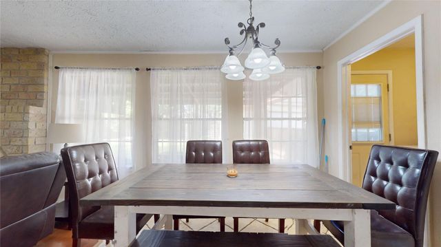 9867 Sageaspen Lane, Houston, TX 77089