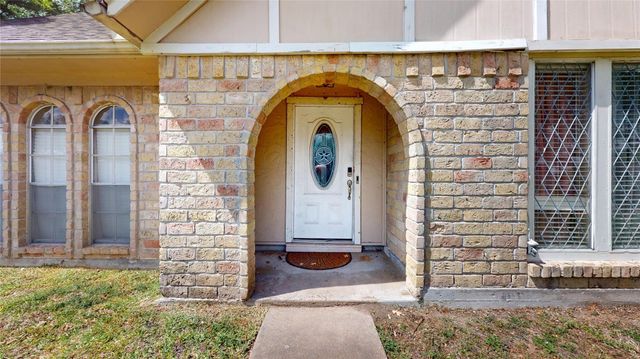 9867 Sageaspen Lane, Houston, TX 77089