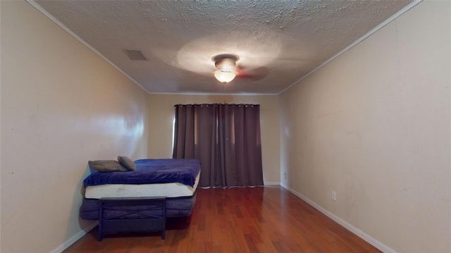 9867 Sageaspen Lane, Houston, TX 77089