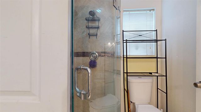 9867 Sageaspen Lane, Houston, TX 77089