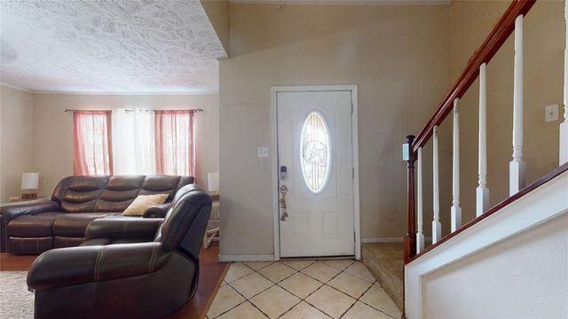 9867 Sageaspen Lane, Houston, TX 77089