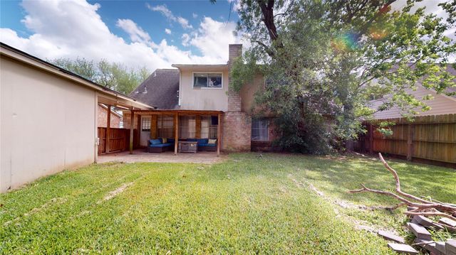 9867 Sageaspen Lane, Houston, TX 77089