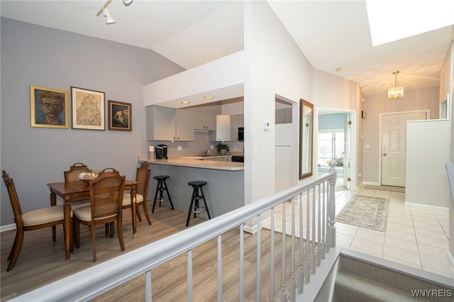 10 Woodpointe 10, Amherst, NY 14221