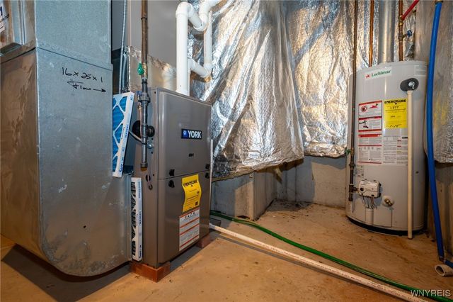 10 Woodpointe 10, Amherst, NY 14221