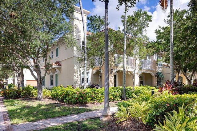 3300 NW 126th Ter, Sunrise, FL 33323