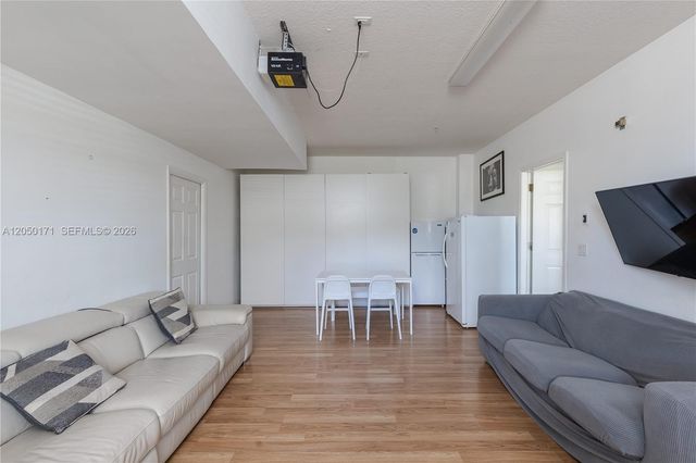 3300 NW 126th Ter, Sunrise, FL 33323