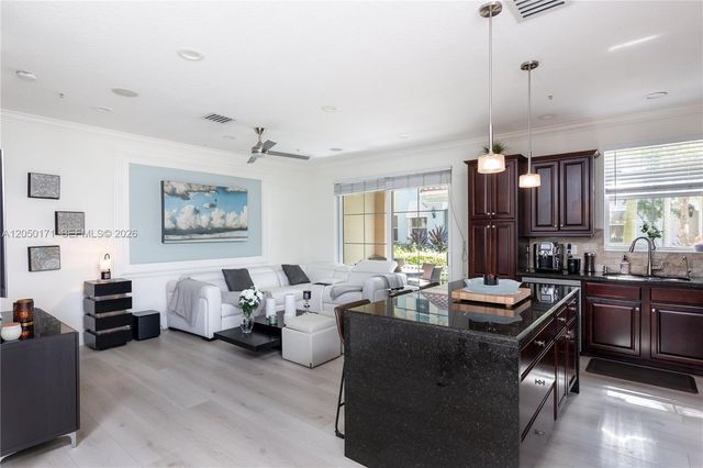 3300 NW 126th Ter, Sunrise, FL 33323