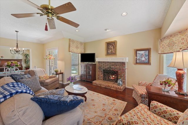 2833 Stoneridge Drive, Garland, TX 75044