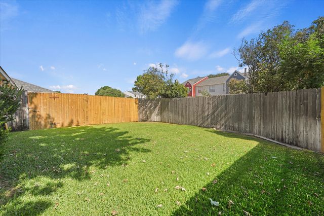 2833 Stoneridge Drive, Garland, TX 75044