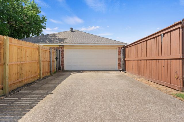 2833 Stoneridge Drive, Garland, TX 75044