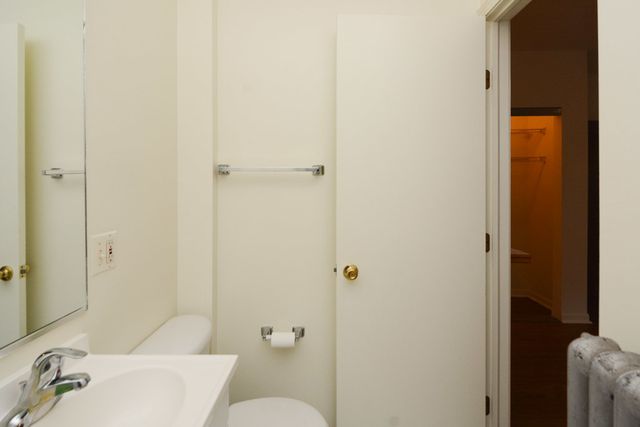 4241 N KENMORE Avenue 108, Chicago, IL 60613