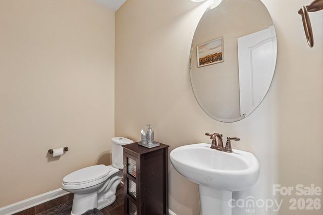 8337 Breton Way, Harrisburg, NC 28075