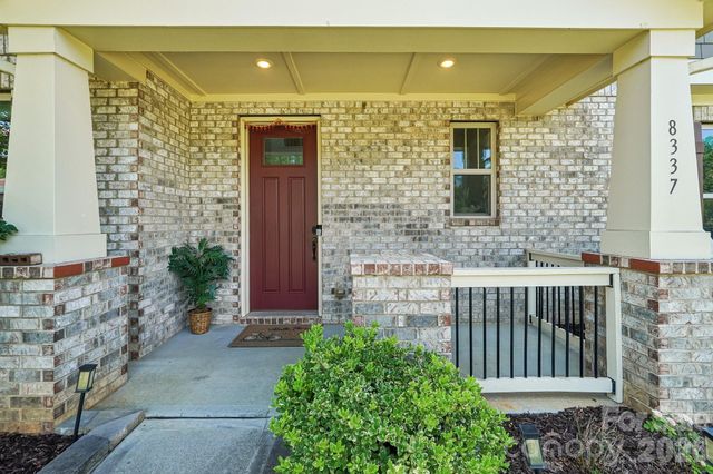 8337 Breton Way, Harrisburg, NC 28075