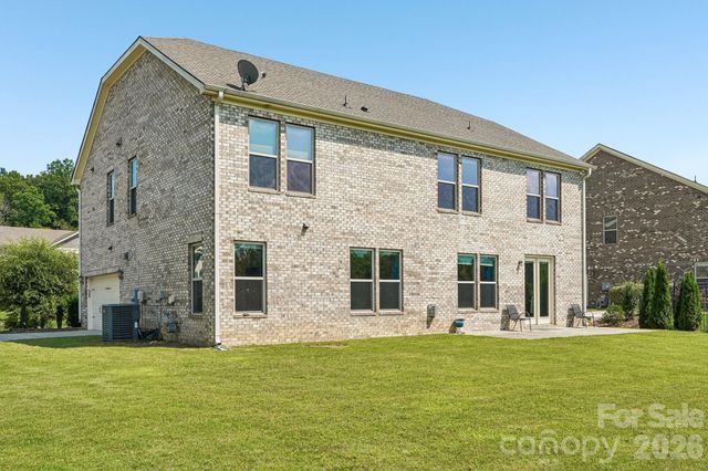 8337 Breton Way, Harrisburg, NC 28075