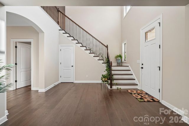 8337 Breton Way, Harrisburg, NC 28075