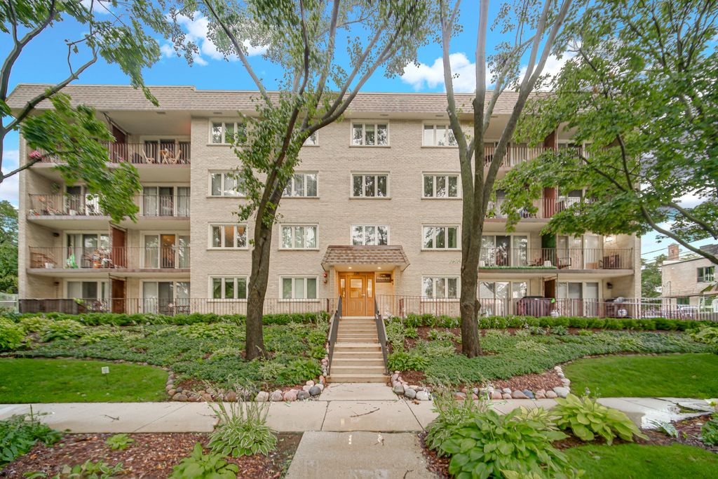 225 E Wing Street 302, Arlington Heights, IL 60004 — exterior