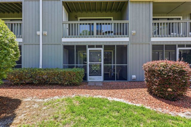 1890 Auburn Ln Apt 31F, Surfside Beach, SC 29575