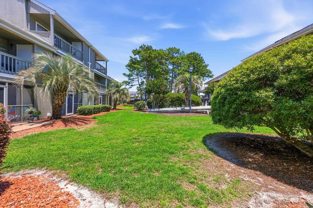 1890 Auburn Ln Apt 31F, Surfside Beach, SC 29575