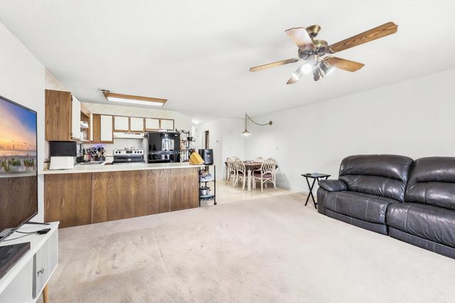 1890 Auburn Ln Apt 31F, Surfside Beach, SC 29575