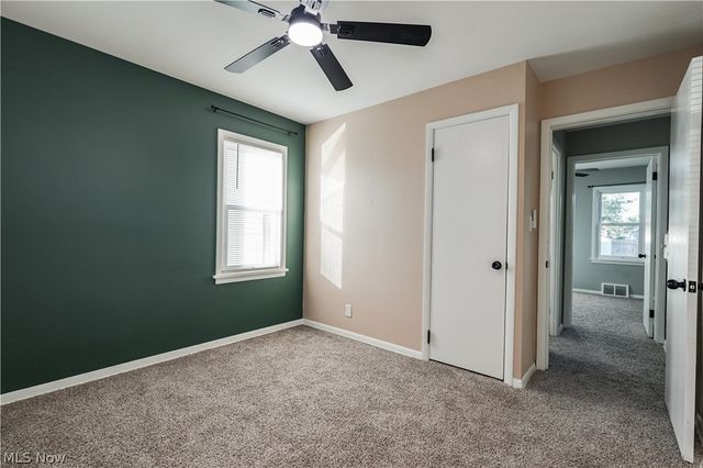 395 E 324th Street, Willowick, OH 44095